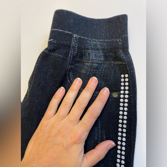 Stretchy faux jeans jeggings w printed faux pockets rhinestones buttons size XS - Picture 4 of 9